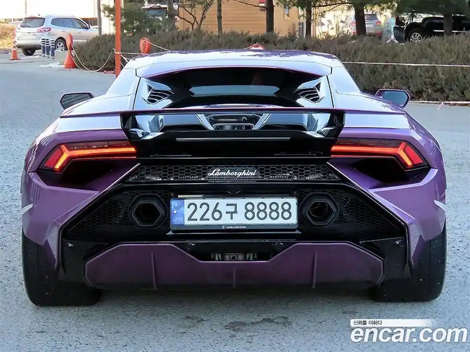 Lamborghini Huracan 2023 5.2 гидро в Москве № 256316, фото 4