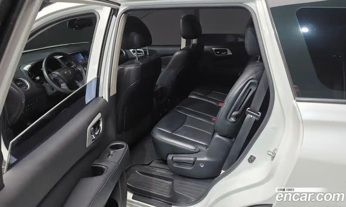 Nissan Pathfinder 2016 3.5 гидро в Москве № 265802, фото 11