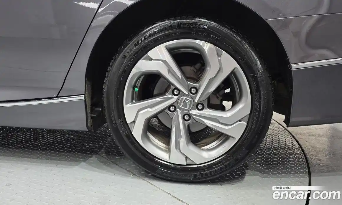 Honda Accord 2019 1.5 гидро в Москве № 280079, фото 5