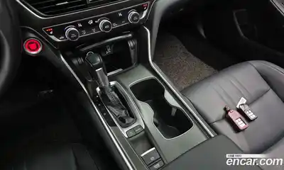 Honda Accord 2019 1.5 гидро в Москве № 280079, миниатюра 9