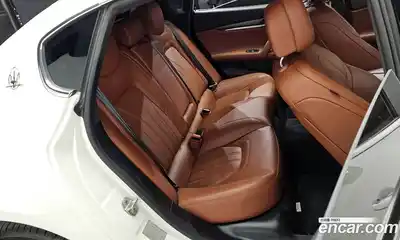 Maserati Quattroporte 2017 3.0 гидро в Москве № 304559, миниатюра 12