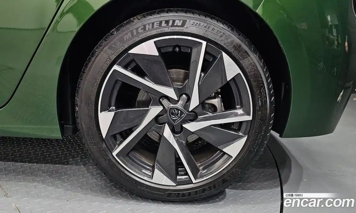 Peugeot 308 2023 1.5 гидро в Москве № 305620, фото 5