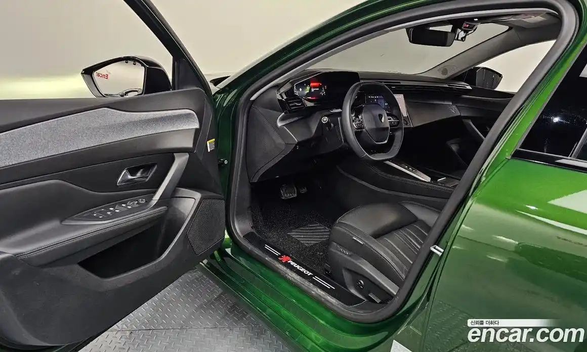 Peugeot 308 2023 1.5 гидро в Москве № 305620, фото 10