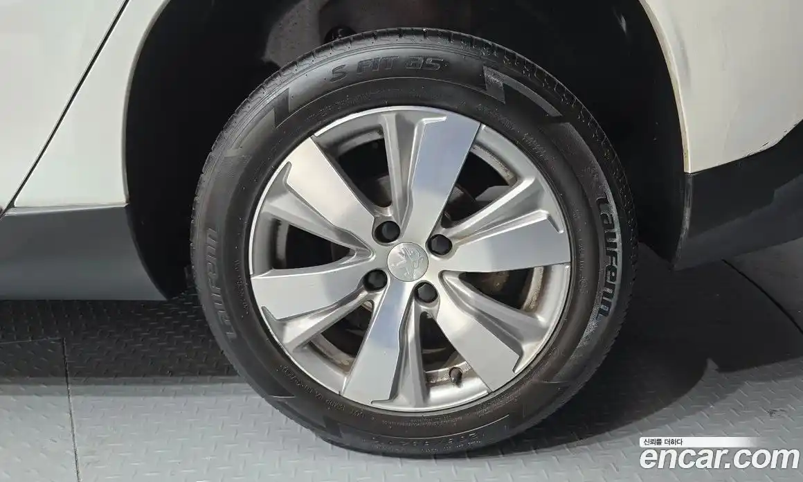 Peugeot 2008 2015 1.6 гидро в Москве № 314085, фото 5