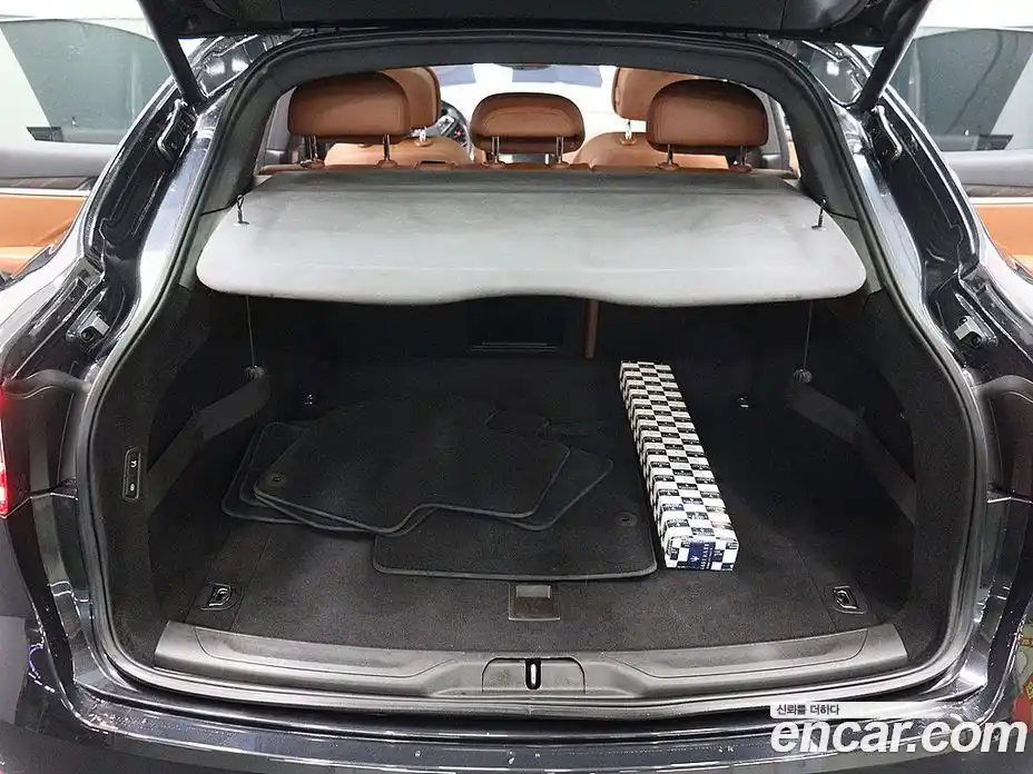 Maserati Levante 2019 3.0 гидро в Москве № 385434, фото 16