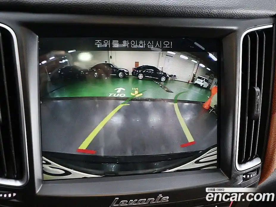 Maserati Levante 2019 3.0 гидро в Москве № 385434, фото 20