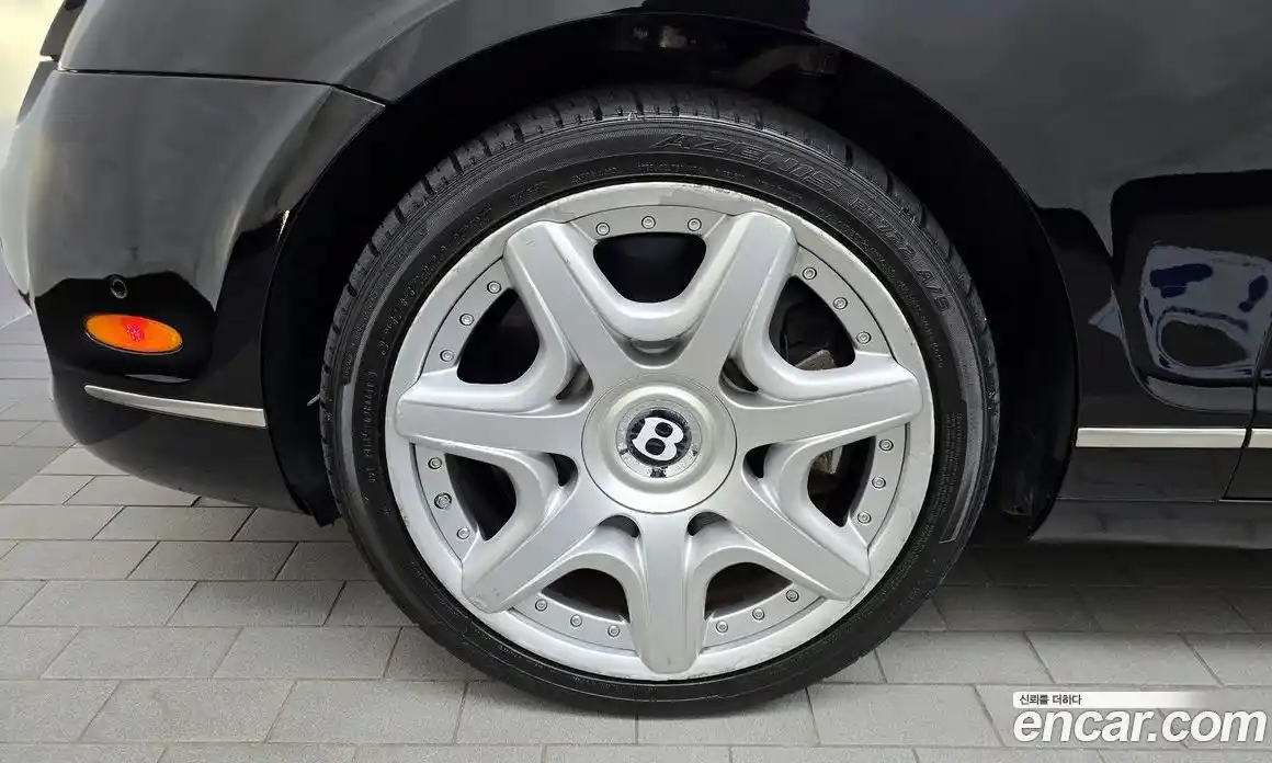 Bentley Flying Spur 2007 6.0 гидро в Москве № 387224, фото 5