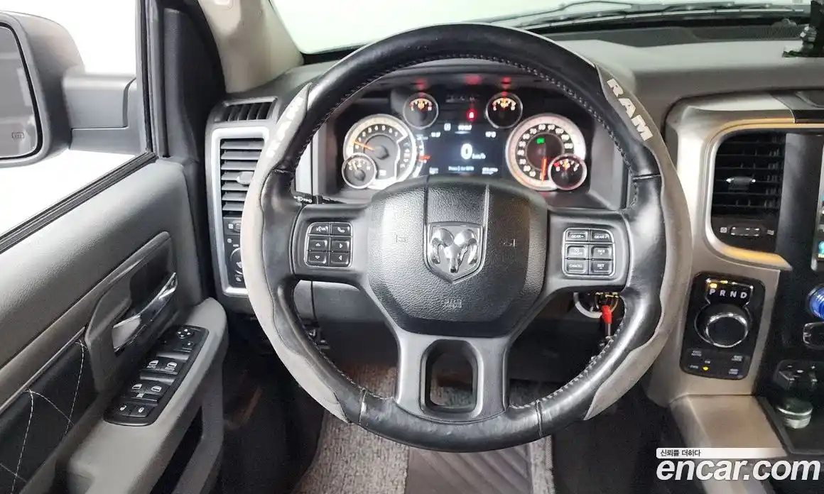 Dodge Ram Pick Up 2015 5.7 гидро в Москве № 402616, фото 13