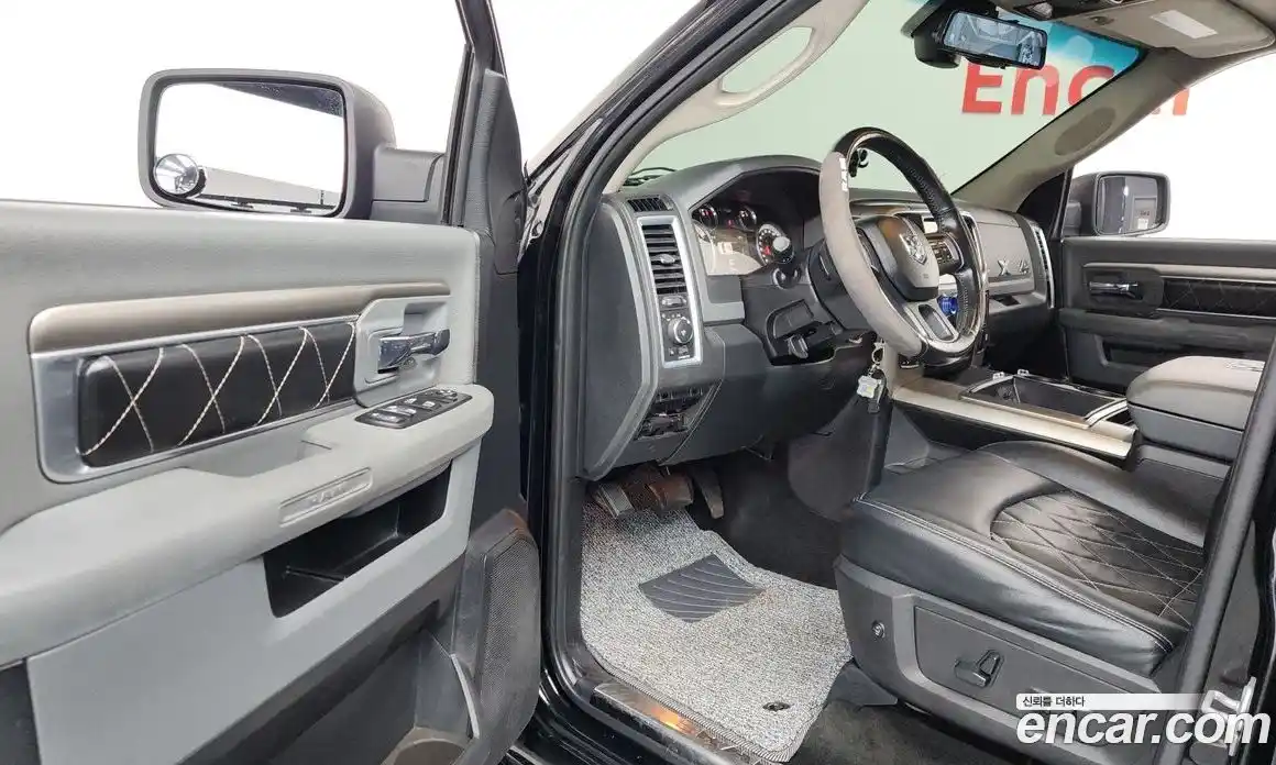 Dodge Ram Pick Up 2015 5.7 гидро в Москве № 402616, фото 10