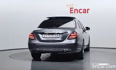 Mercedes-Benz E-Class 2019 2.0 гидро, миниатюра 4