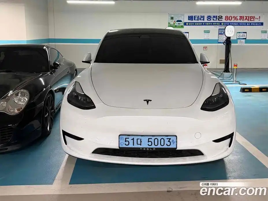 Tesla Model Y 2023 2.0 гидро в Москве № 423292, фото 3