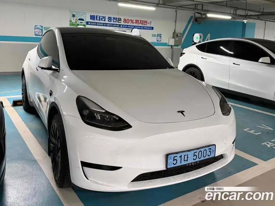 Tesla Model Y 2023 2.0 гидро в Москве № 423292, фото 6