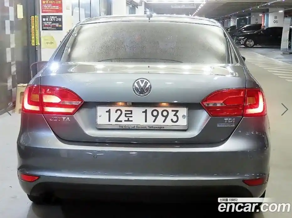 Volkswagen Jetta 2013 1.6 гидро в Москве № 521857, фото 5