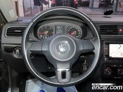 Volkswagen Jetta 2013 1.6 гидро в Москве № 521857, миниатюра 8