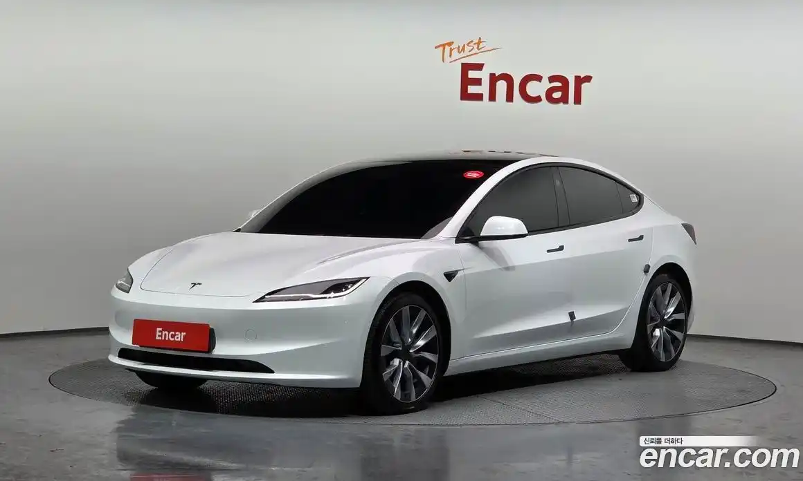 Tesla Model 3 2024 0.2 гидро в Москве № 628268, фото 1