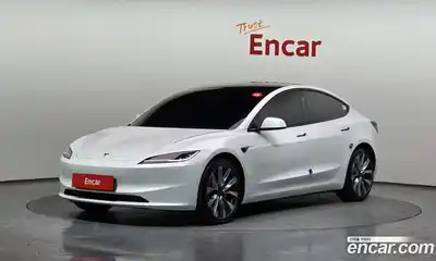 Tesla Model 3, 2024