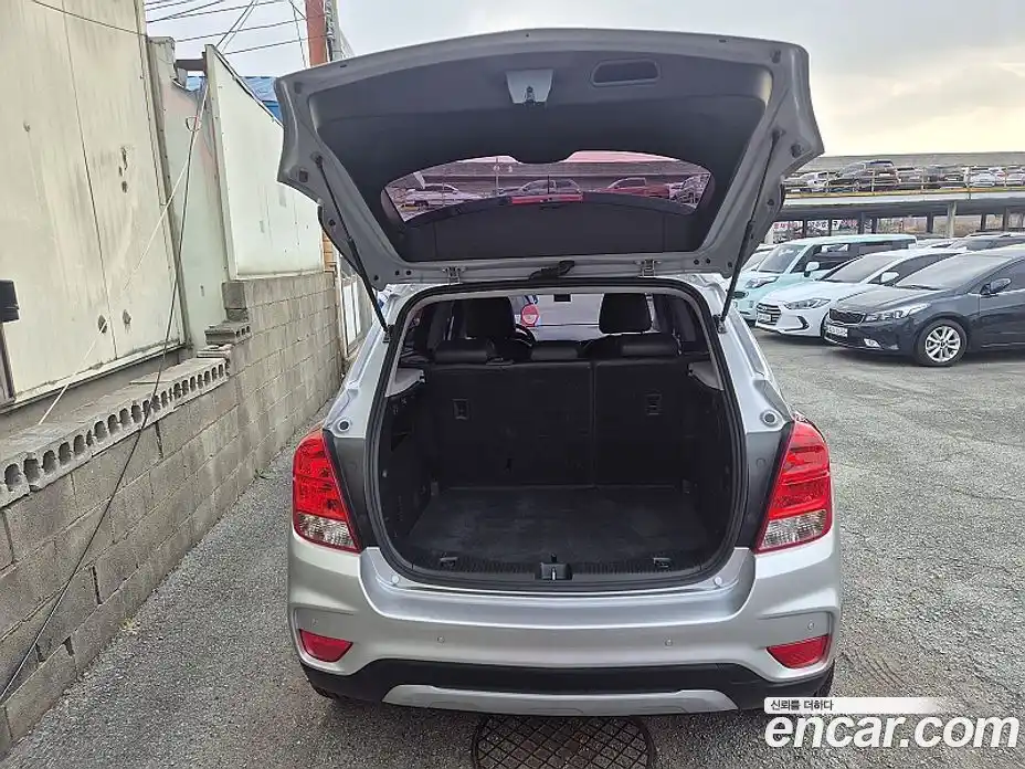 Chevrolet Trax 2018 1.4 Автомат в Москве № 719621, фото 12