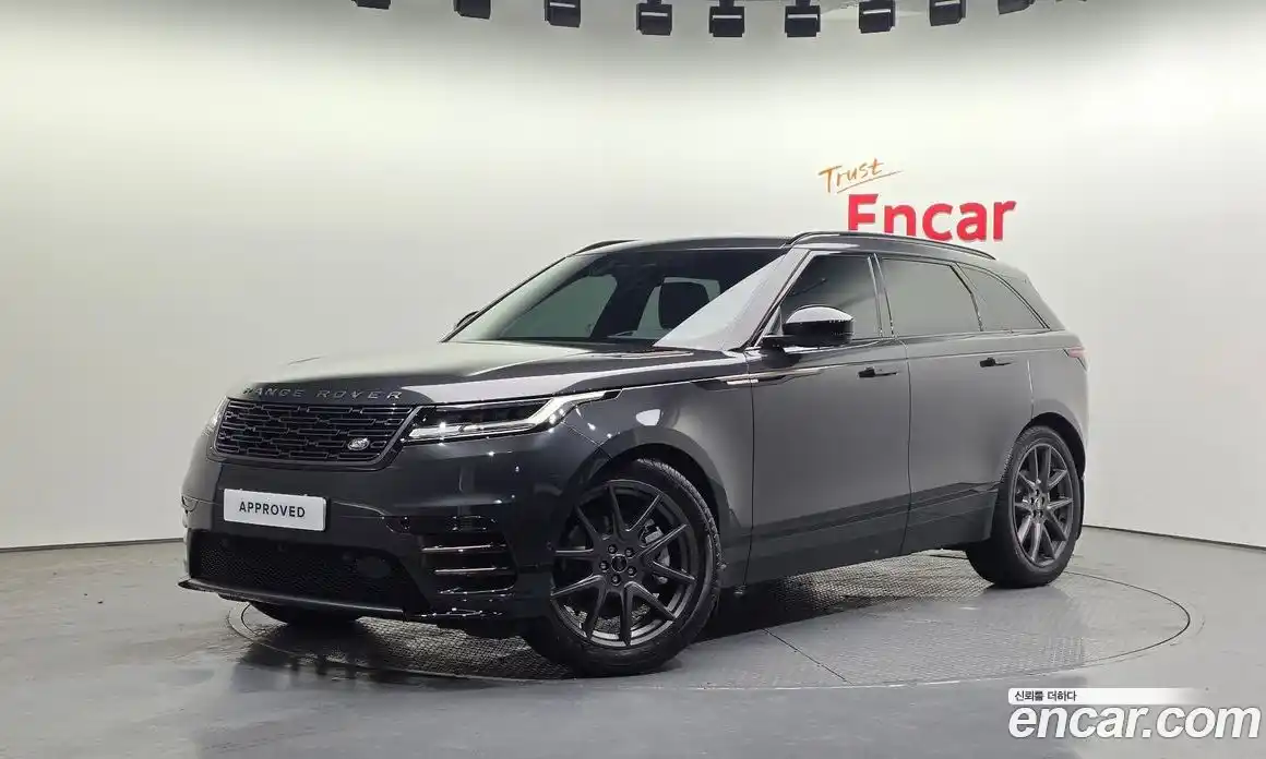 Land Rover Range-Rover Velar 2025 3.0 гидро в Москве № 765921, фото 1