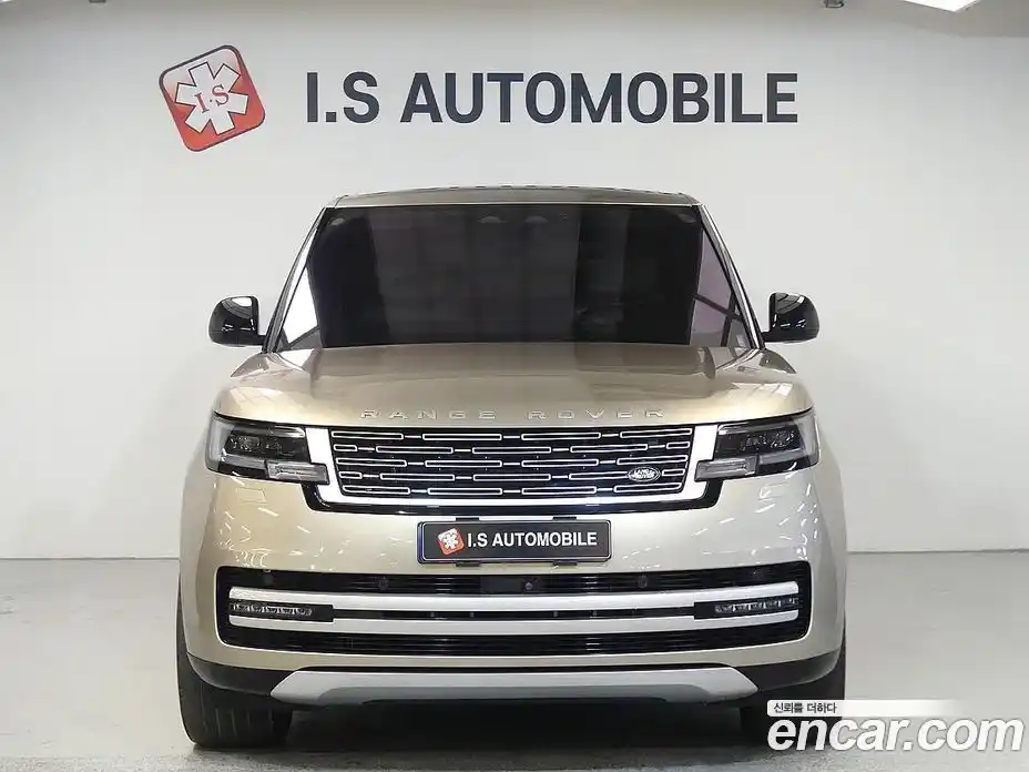 Land Rover Range-Rover 2022 4.4 гидро в Москве № 766043, фото 2