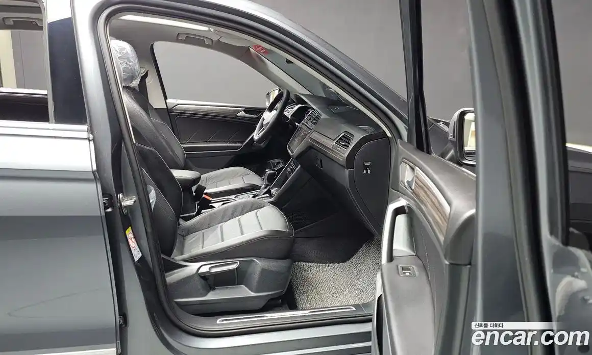 Volkswagen Tiguan 2024 2.0 гидро в Москве № 802788, фото 11