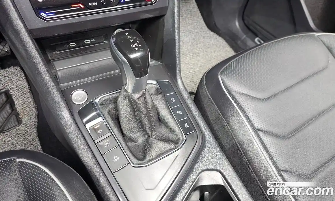 Volkswagen Tiguan 2024 2.0 гидро в Москве № 802788, фото 9