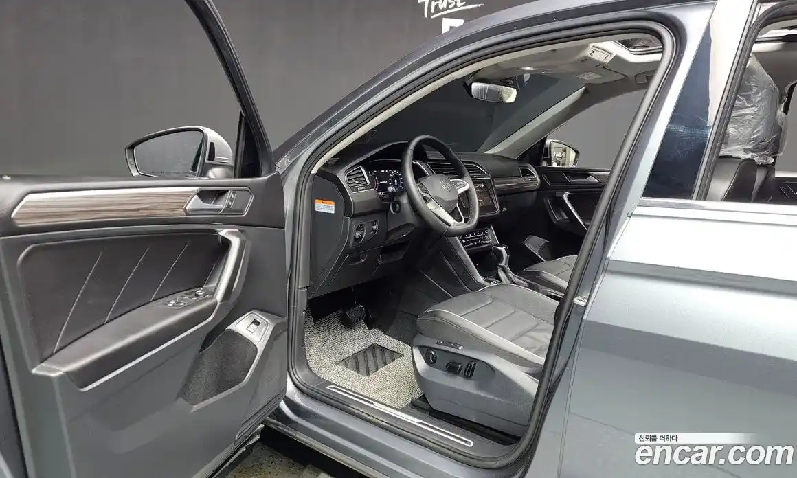 Volkswagen Tiguan 2024 2.0 гидро в Москве № 802788, фото 10