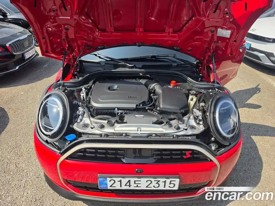 Mini Cooper 2025 2.0 гидро в Москве № 861683, фото 6