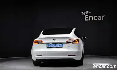 Tesla Model 3 2022 0.2 гидро в Москве № 861839, миниатюра 4