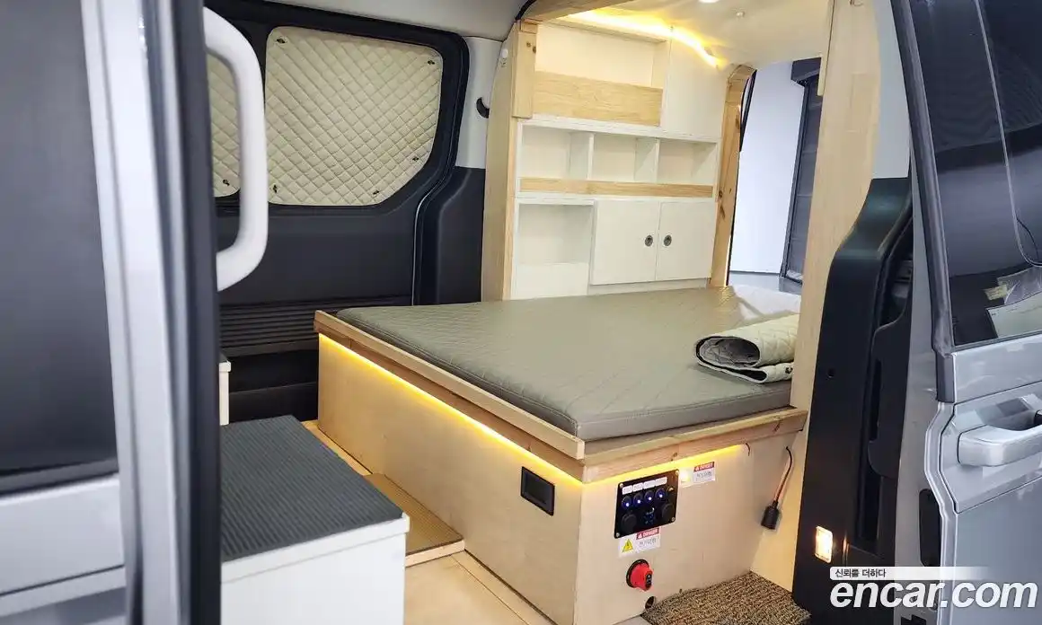 Hyundai Staria 2022 2.2 Автомат в Москве № 887041, фото 12