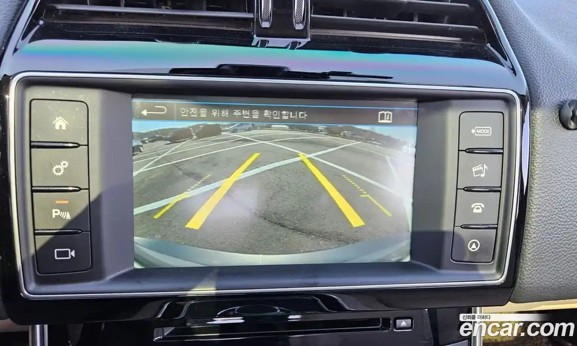 Jaguar XE 2016 2.0 гидро в Москве № 897209, фото 14