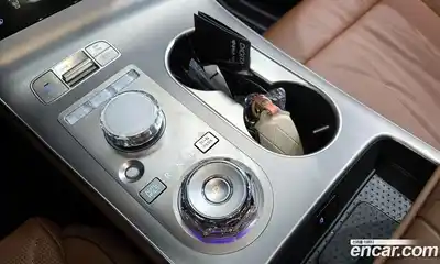 Genesis GV70 2025 2.5 гидро в Москве, миниатюра 9