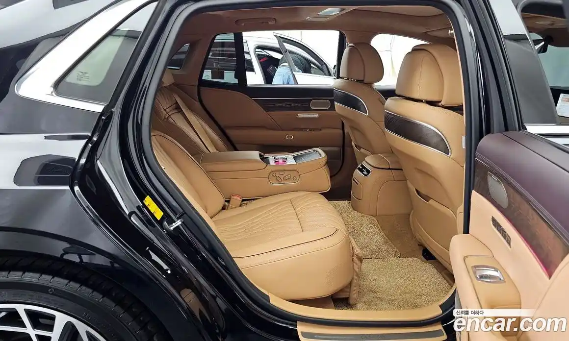 Genesis G90 2025 3.5 гидро в Москве, фото 11