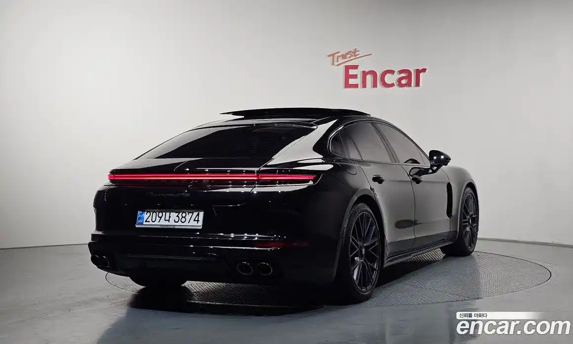 Porsche Panamera 2025 4.0 гидро в Москве № 968182, фото 2