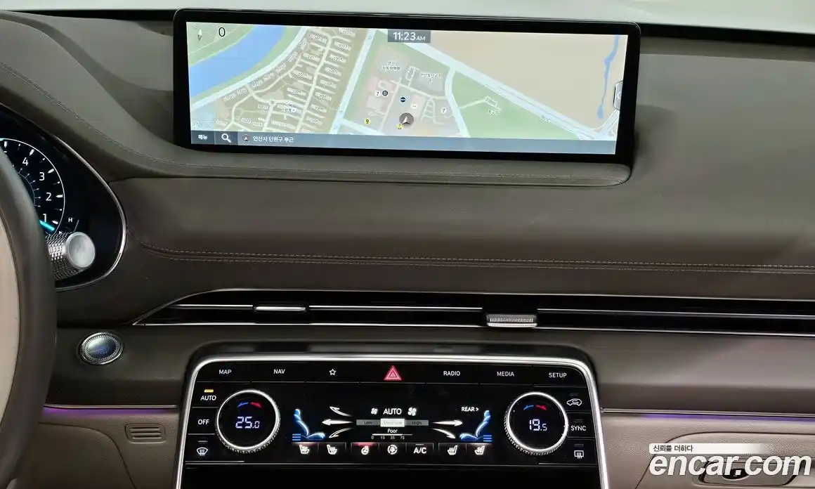 Genesis GV80 2023 2.5 Автомат в Москве № 973219, фото 19