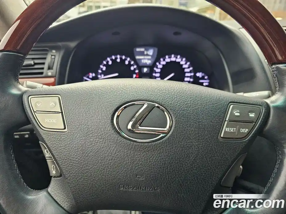 Lexus LS 2011 4.6 гидро в Москве № 975982, фото 1