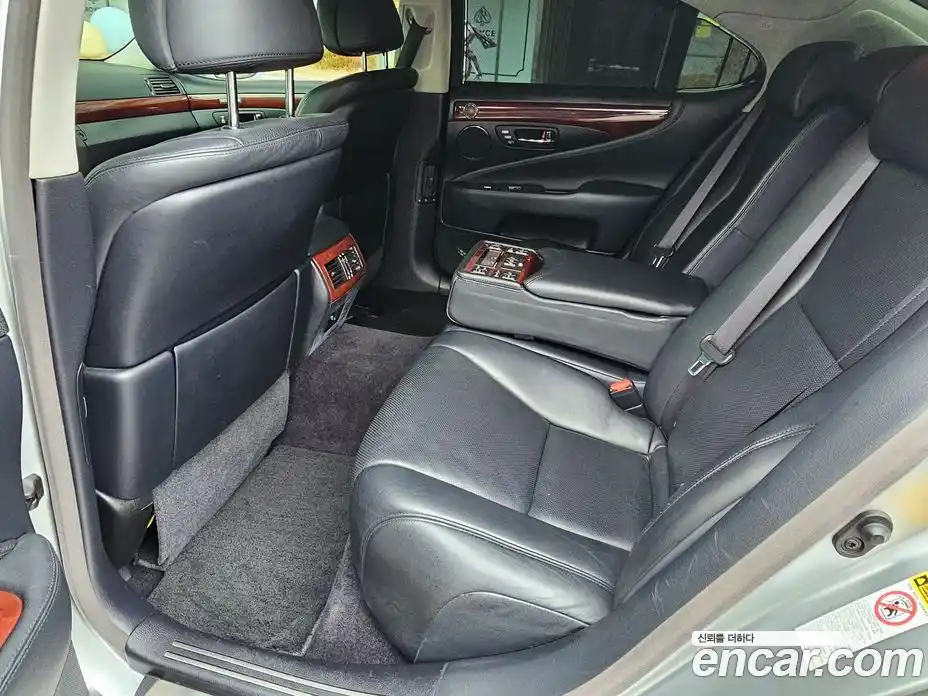 Lexus LS 2011 4.6 гидро в Москве № 975982, фото 13