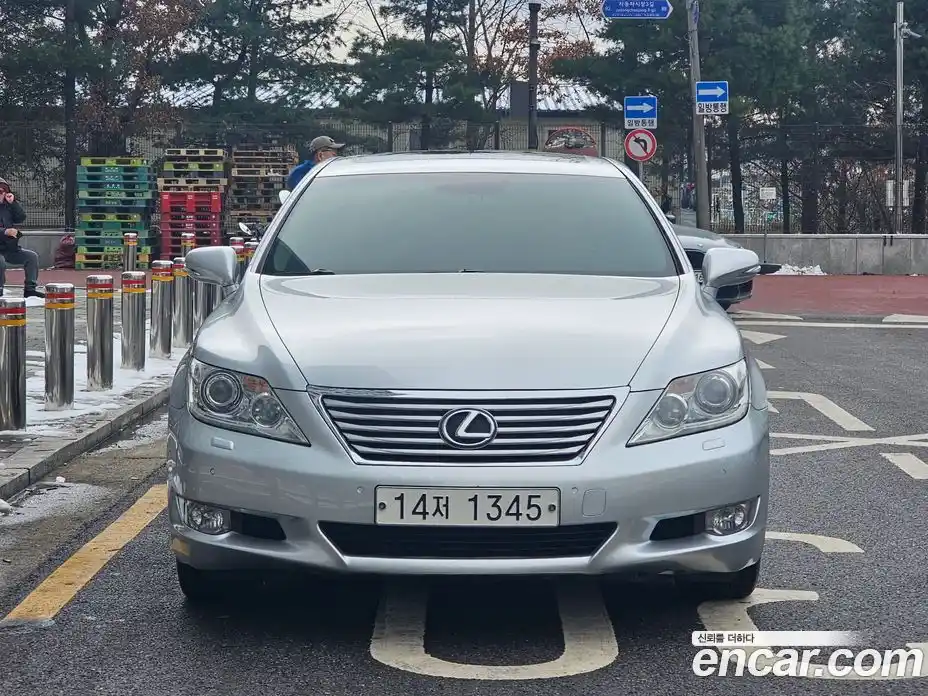 Lexus LS 2011 4.6 гидро в Москве № 975982, фото 16
