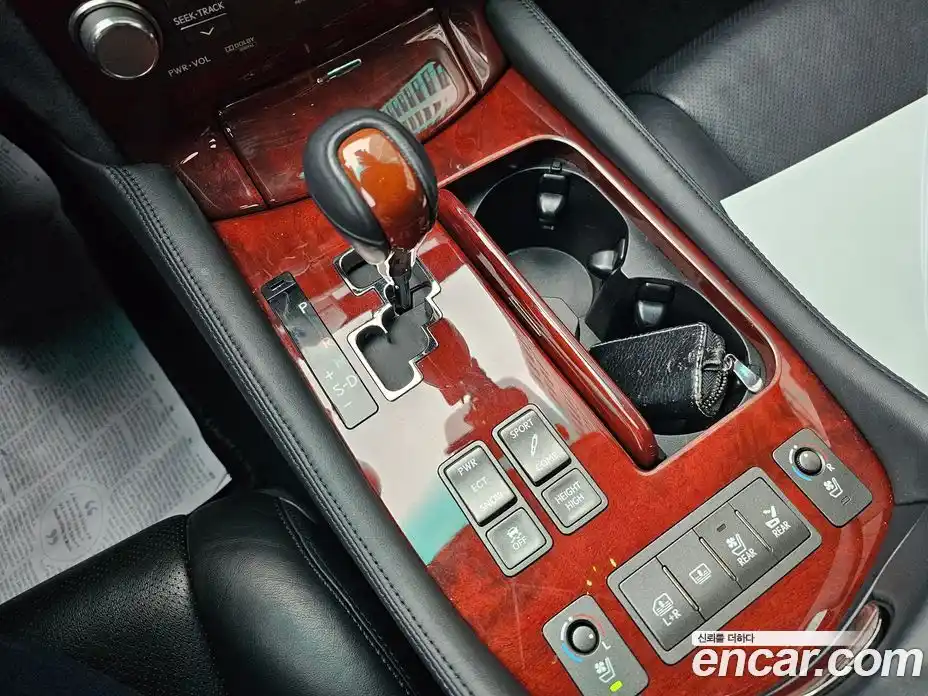 Lexus LS 2011 4.6 гидро в Москве № 975982, фото 4