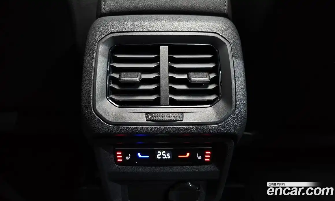 Volkswagen Tiguan 2024 2.0 гидро в Москве № 976018, фото 19