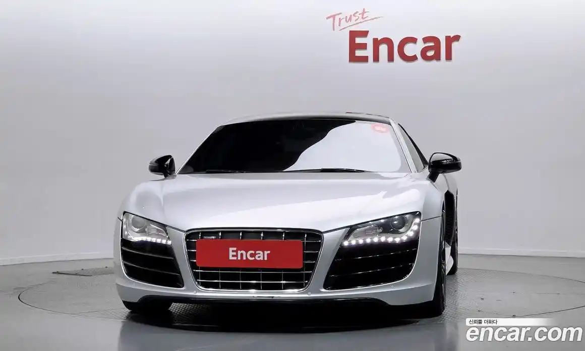 Audi R8 2012 5.2 гидро в Москве № 1002272, фото 3