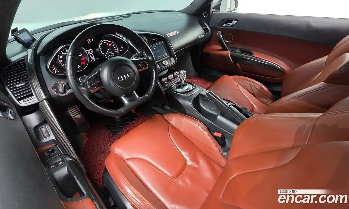 Audi R8 2012 5.2 гидро в Москве № 1002272, фото 7