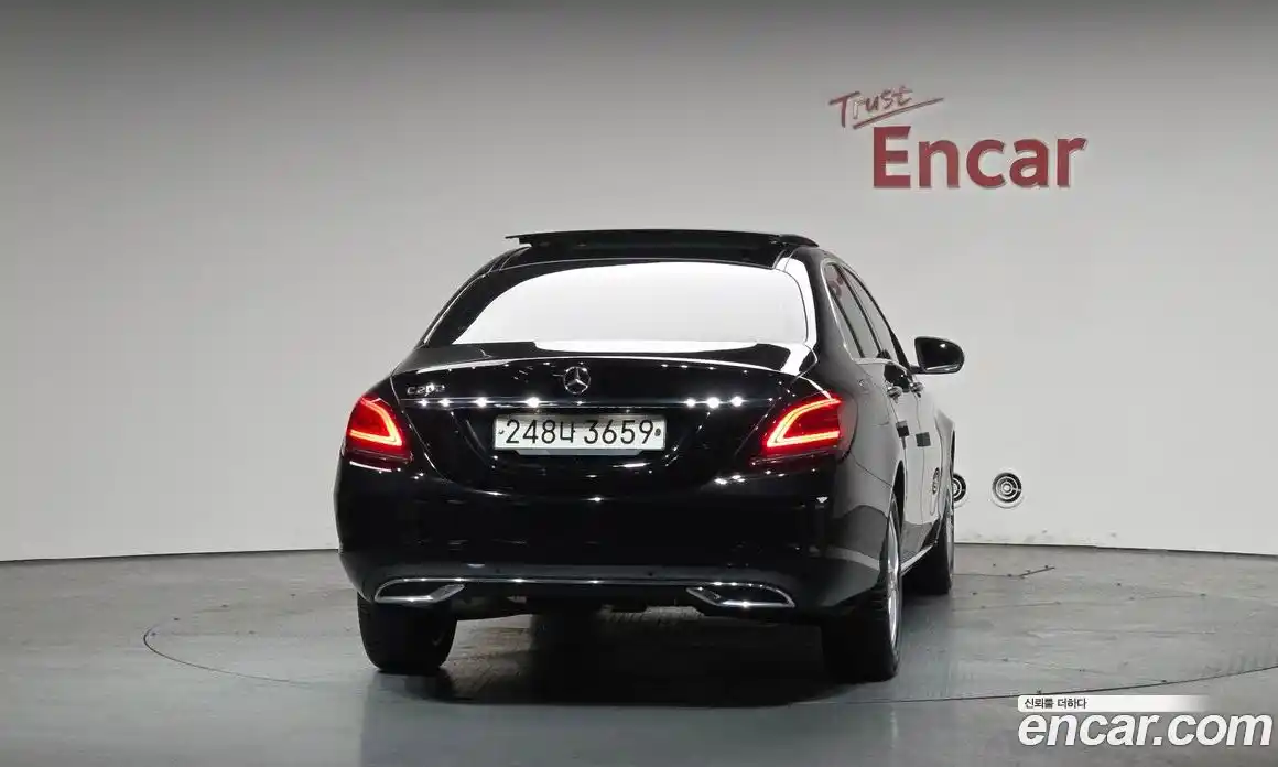 Mercedes-Benz C-Class 2020 2.0 гидро в Москве № 1005438, фото 3