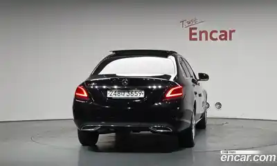 Mercedes-Benz C-Class 2020 2.0 гидро в Москве № 1005438, миниатюра 3