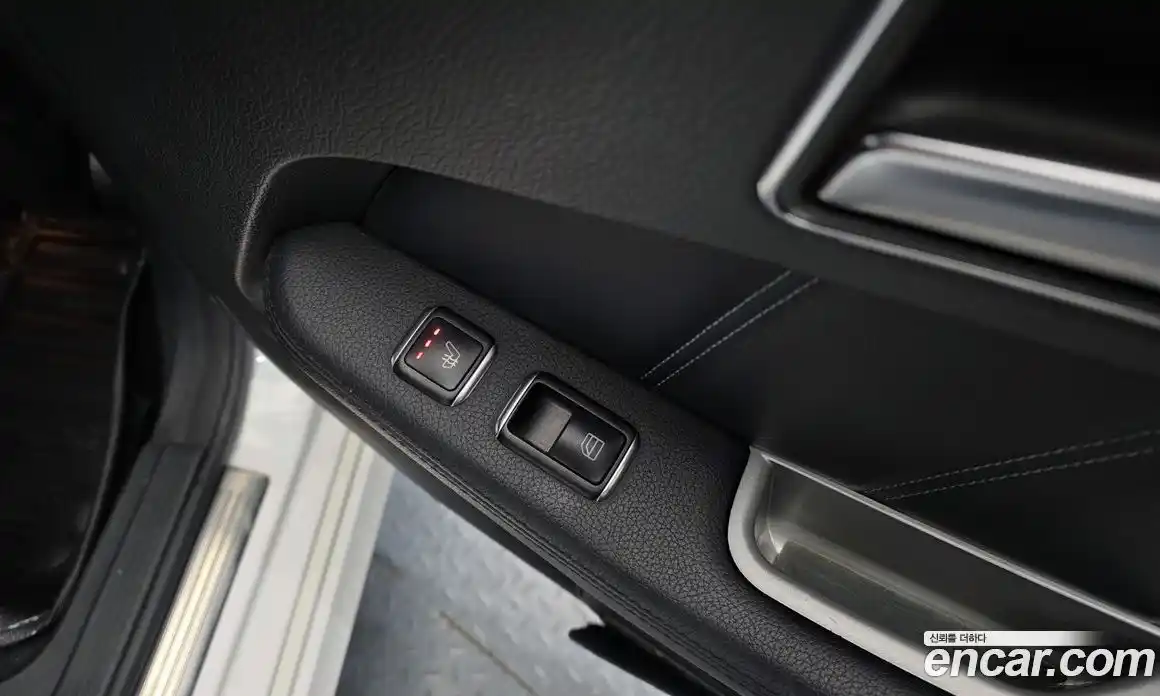Mercedes-Benz E-Class 2013 2.1 гидро в Москве № 1006306, фото 18