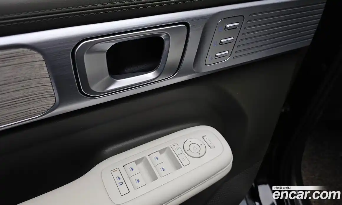 Hyundai Santa Fe 2024 1.6 Автомат в Москве № 1008167, фото 16