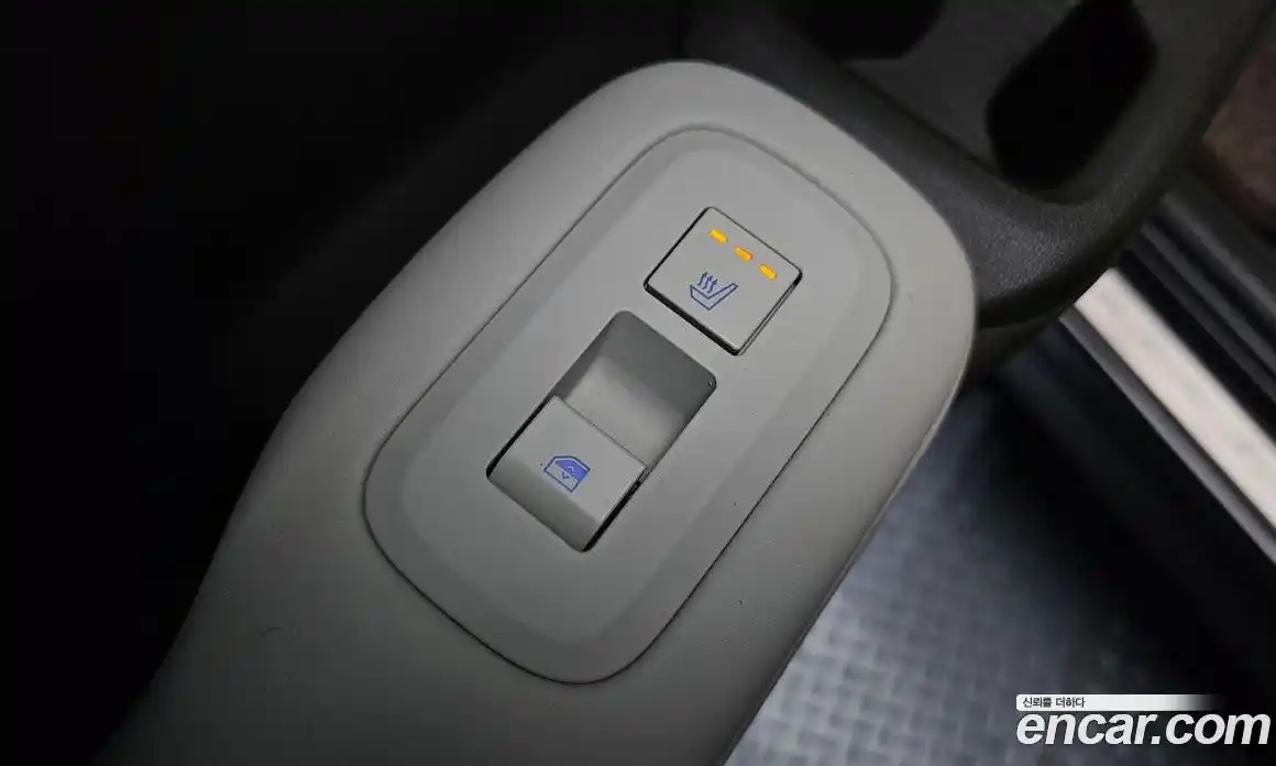 Hyundai Santa Fe 2024 1.6 Автомат в Москве № 1008167, фото 19