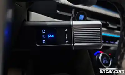 Hyundai Santa Fe 2024 1.6 Автомат в Москве № 1008167, миниатюра 9