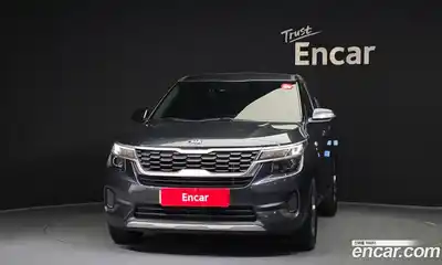Kia Seltos 2019 1.6 Автомат в Москве № 1009439, миниатюра 3
