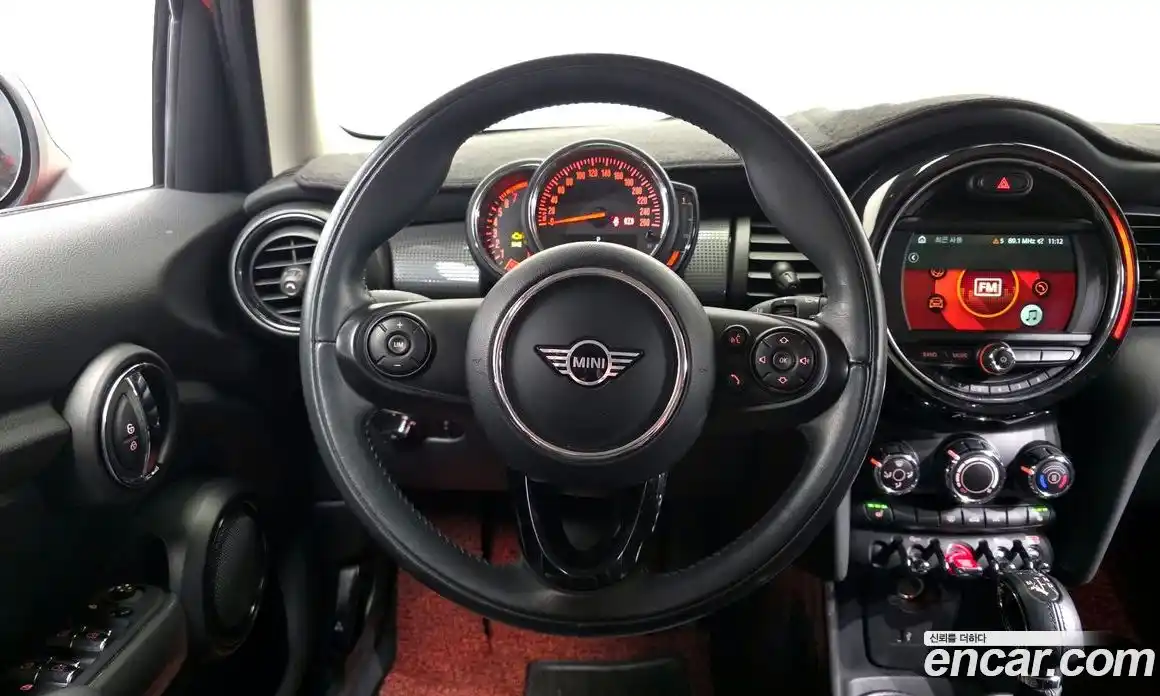 Mini Cooper 2019 1.5 гидро в Москве № 1013709, фото 13