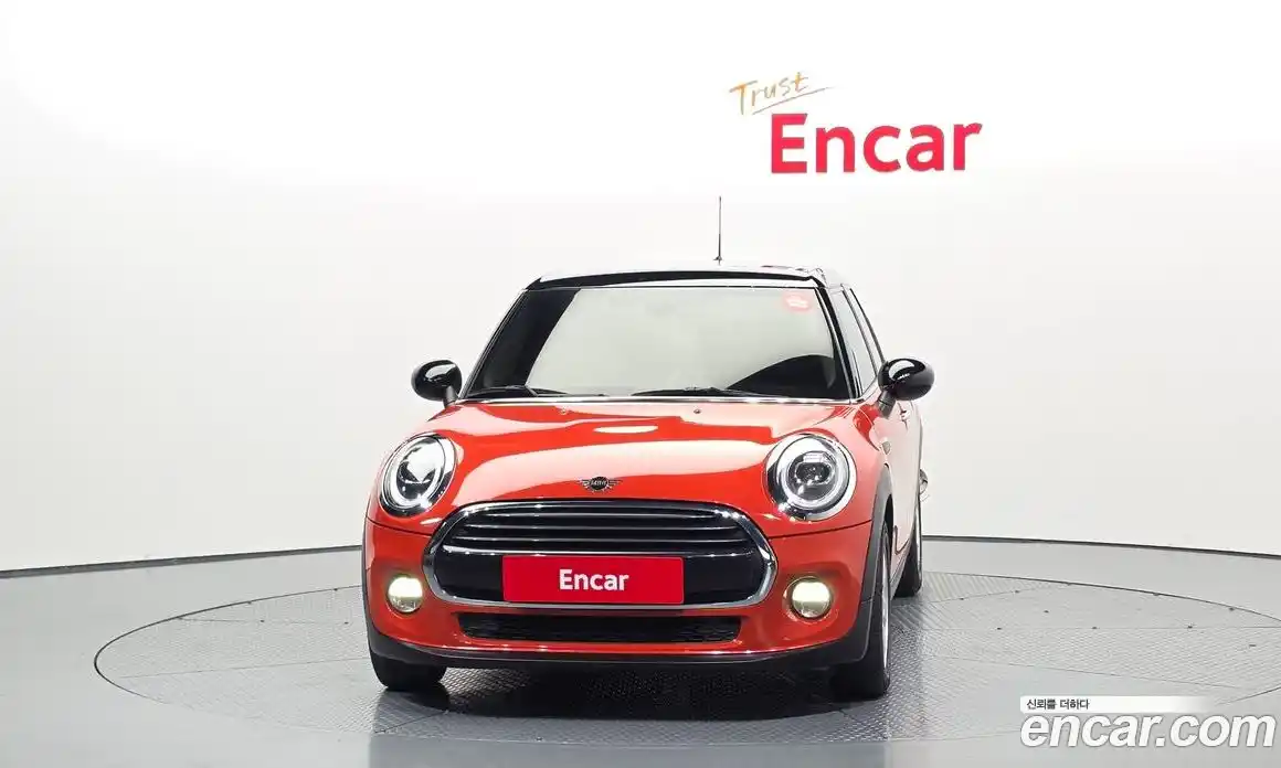 Mini Cooper 2019 1.5 гидро в Москве № 1013709, фото 3